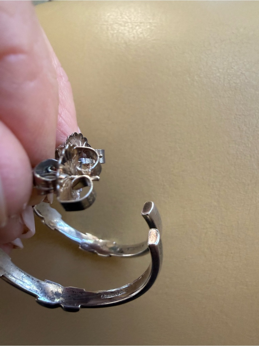 Tiffany & Co. Silver Paloma Picasso Crossover Hoop Earrings - Picture 11 of 12